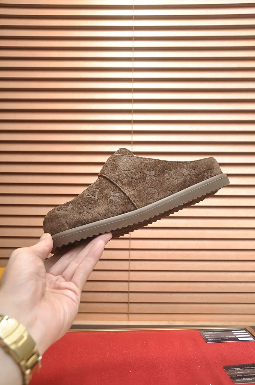 Men's men's shoes 💰520💶[LOUIS VUITTON] (cowhide lining) new style 🍀LV Louis Vuitton * - top version of LV classic semi-slip trendy shoes! Made of imported original cow suede cowhide, with a first layer of comfortable cowhide lining inside! Original wear-resistant rubber outsole! High quality products! Code number 38-45 (45 customized)